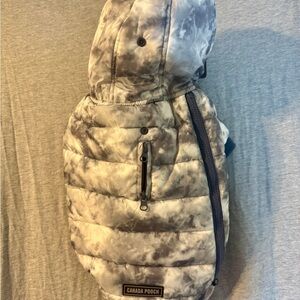 Canada Pooch Puffer Dog Jacket. Size 16